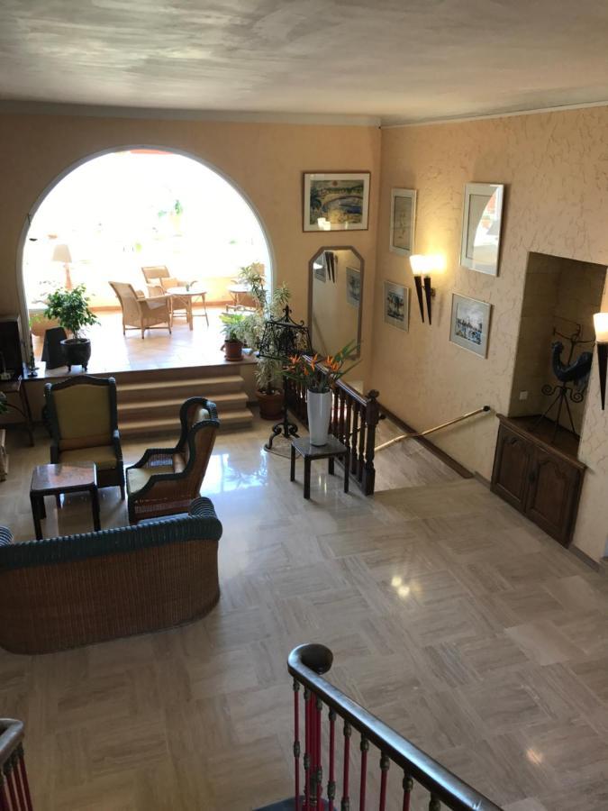 Grand Hotel Moriaz Le Lavandou Luaran gambar