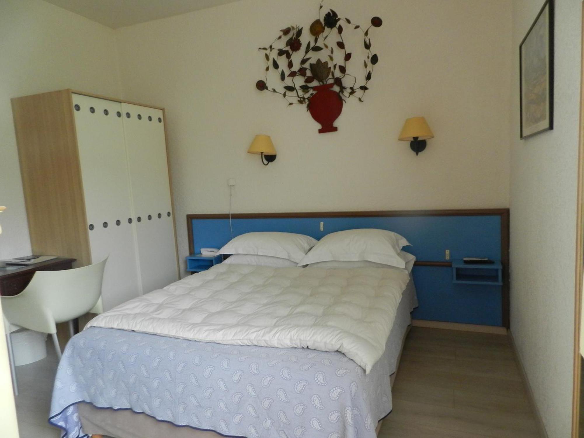 Grand Hotel Moriaz Le Lavandou Bilik gambar