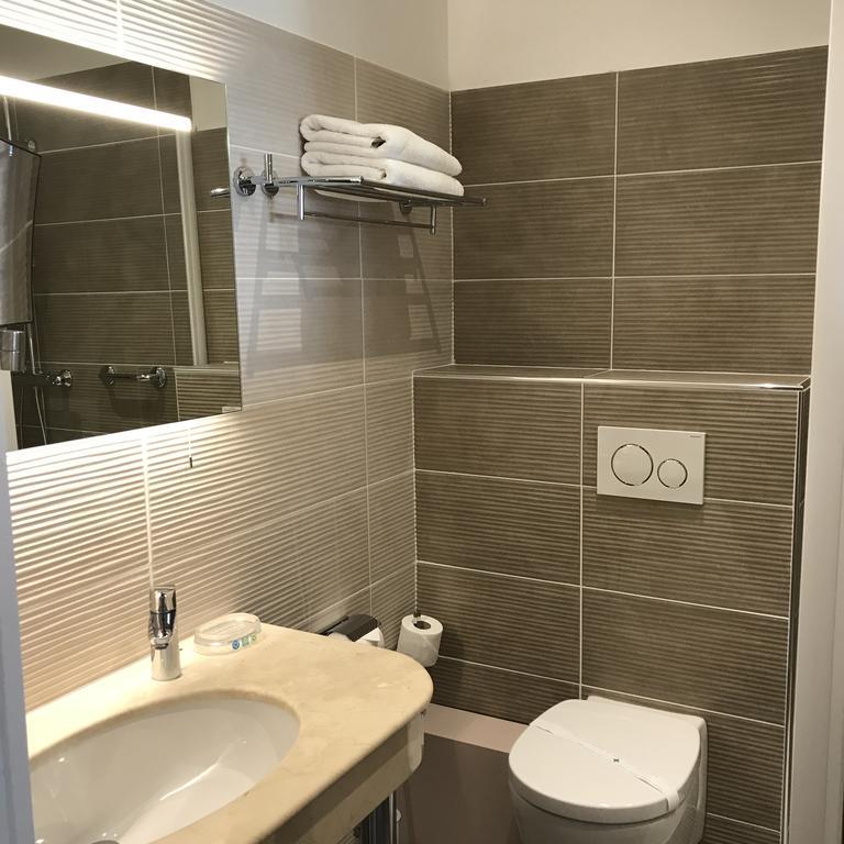 Grand Hotel Moriaz Le Lavandou Luaran gambar